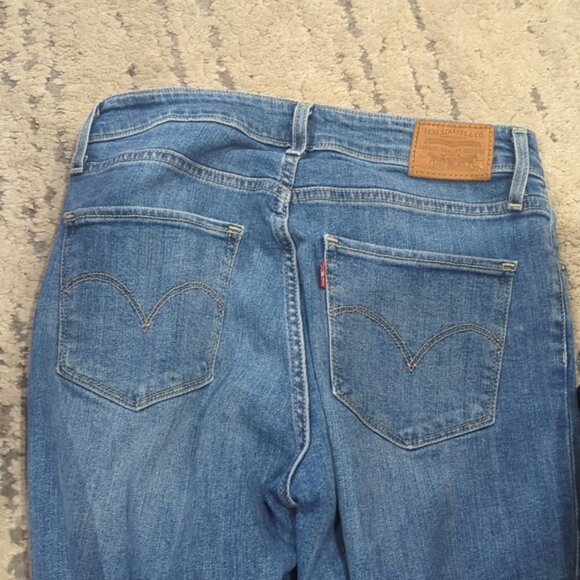 Levi's 721 high rise skinny distressed raw hem jeans premium Big E - Picture 6 of 10